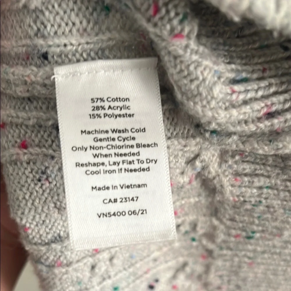 Talbots Gray Classic Cable Knit Crew Neck Sweater - Picture 4 of 7